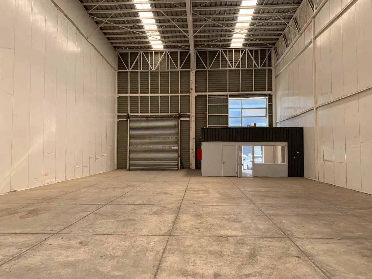 Arriendo Bodega De 407m2 En Colina — imagen 2