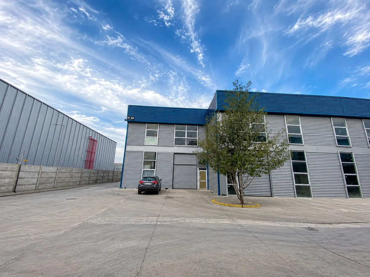 Bodega En Arriendo 409 M2 Condominio En San Bernardo