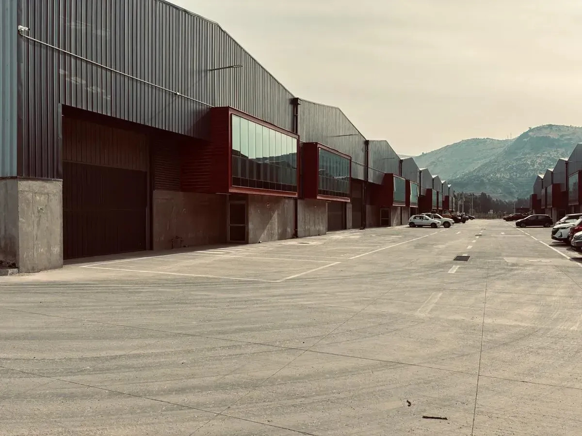Bodega En Arriendo 1163 M² En Quilicura Condominio