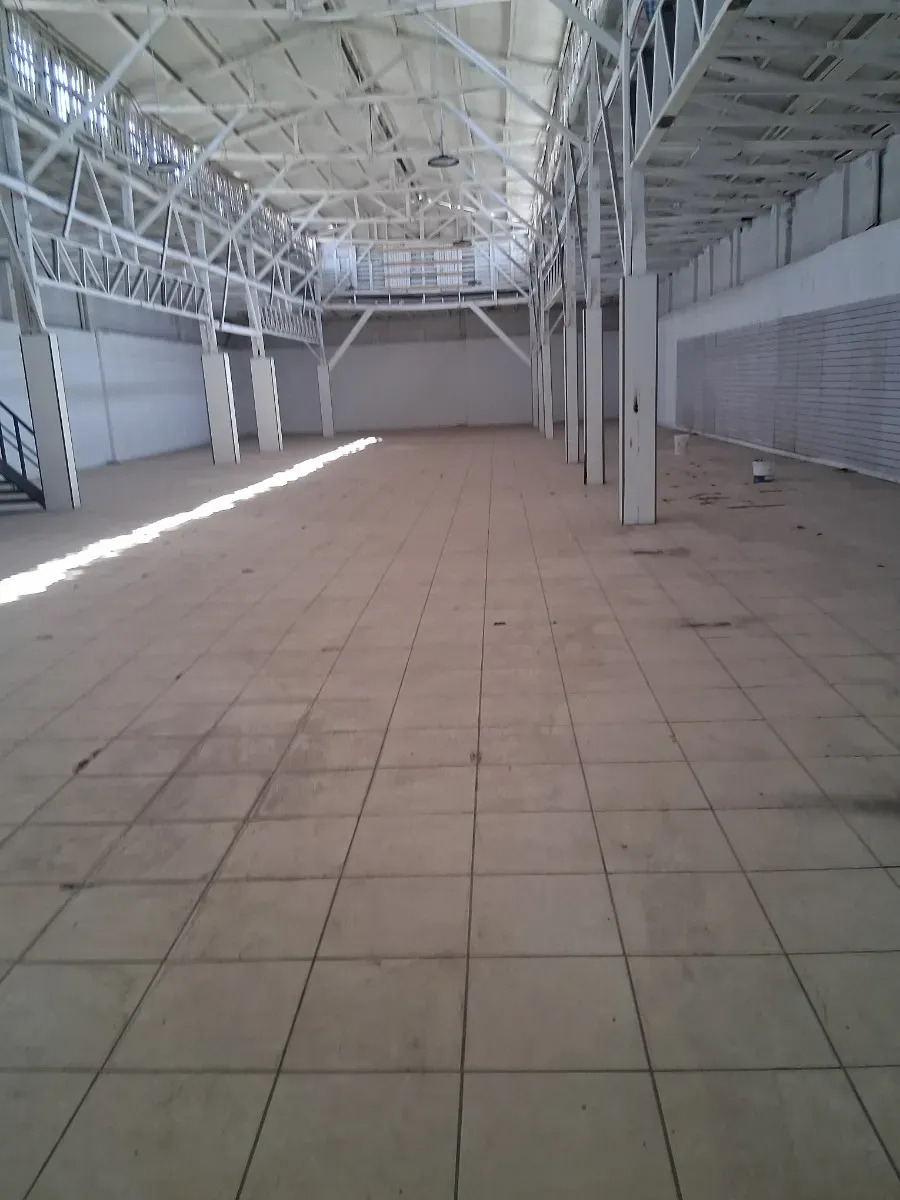Arriendo Bodega 1000 M² Santiago Centro — imagen 2