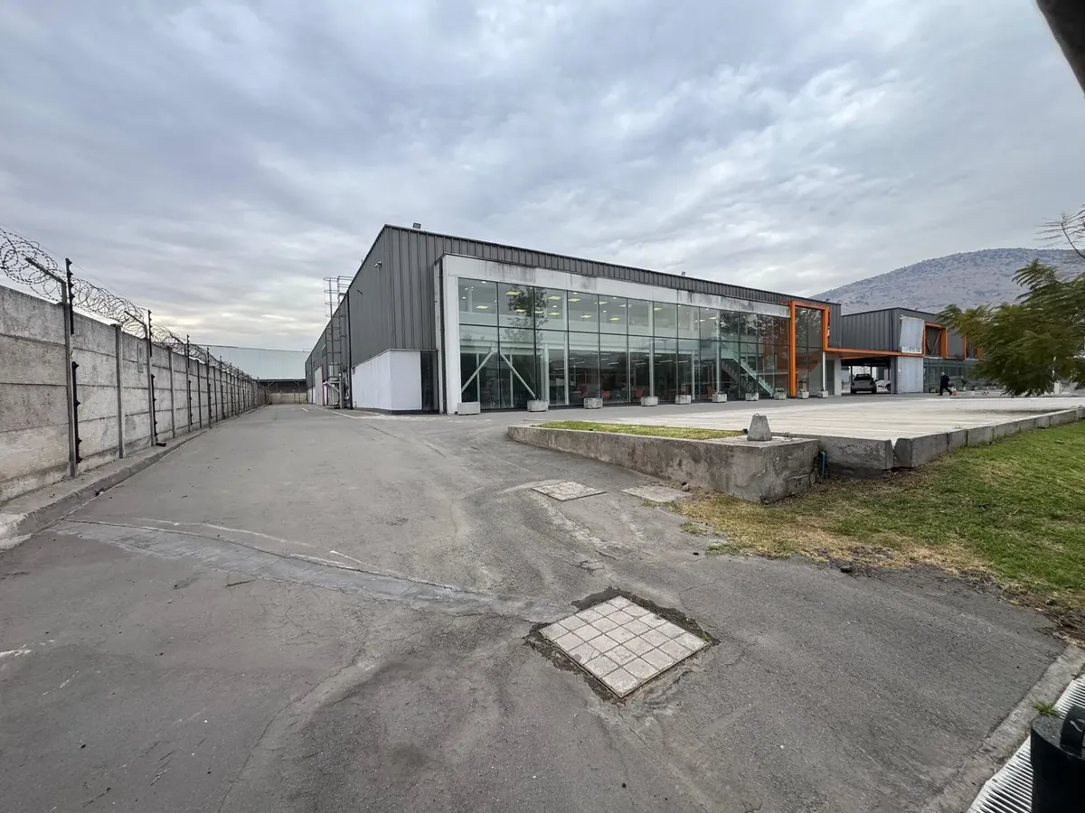 Nave Industrial Impecable 2.490m2 Útiles Terreno De 8.033m2 — imagen 7